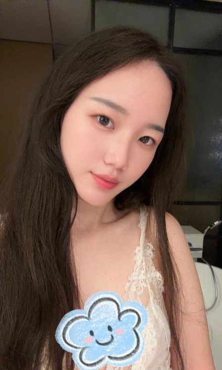 宝安西乡平面模特娜美