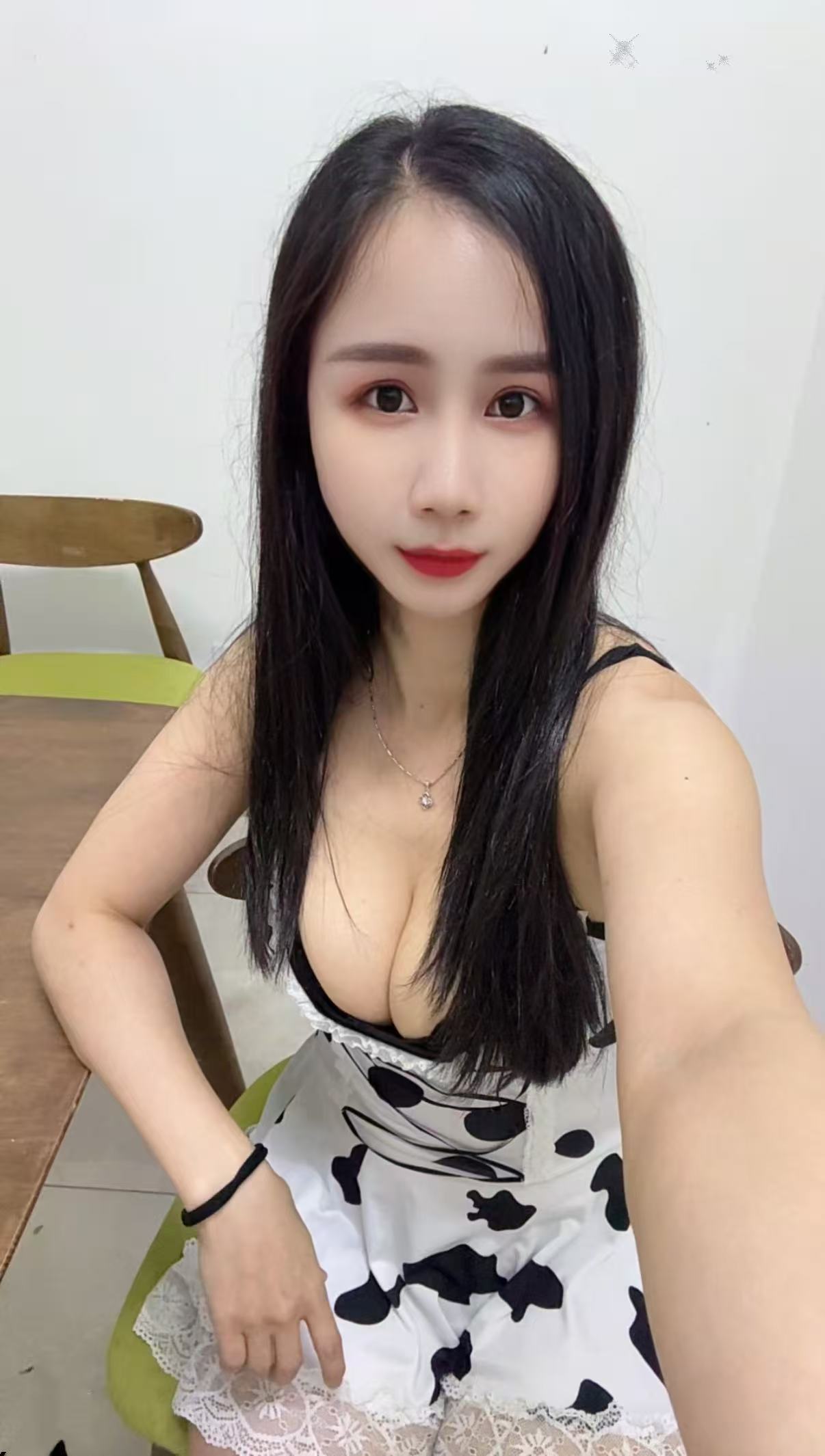 宝安区约会福永性感小葡萄