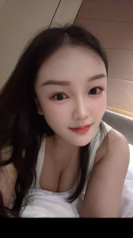 白云三元里约会颜值女友依依