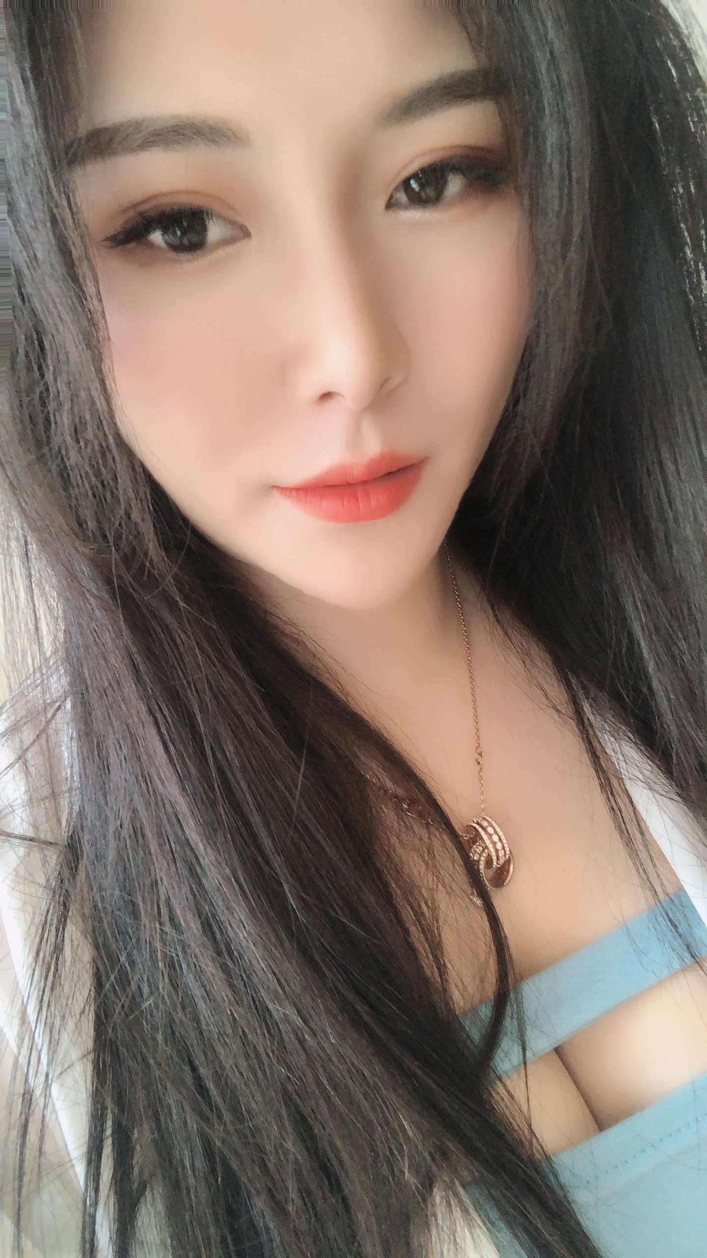 龙华约会173巨臀琪琪