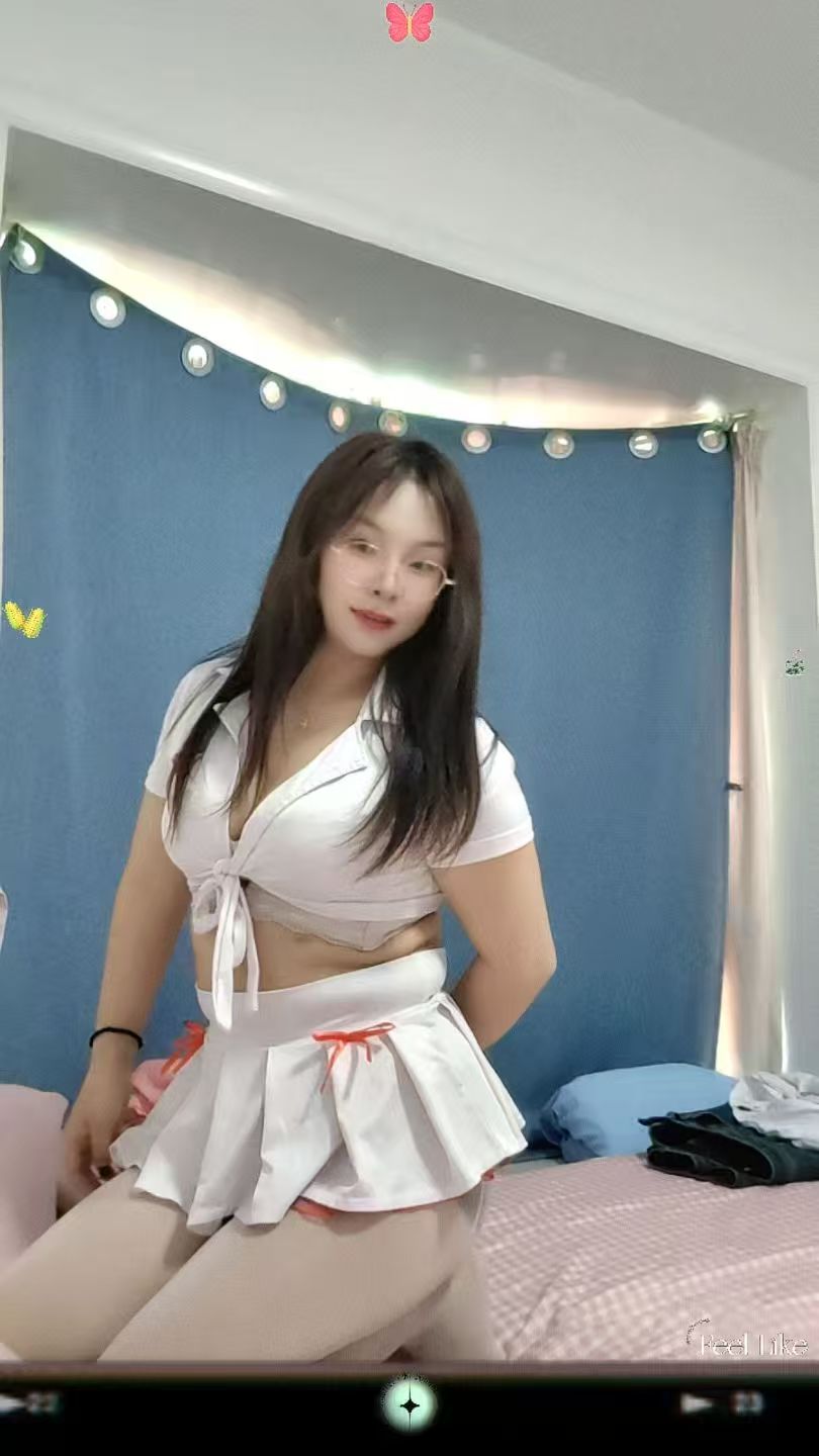 宝安区闷骚眼镜妹御姐乐儿