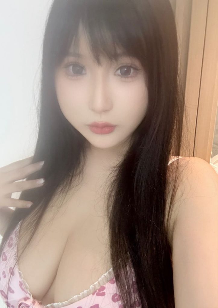 番禺丰满大奶妹钰钰