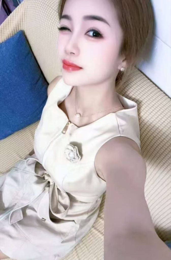 龙华清湖短发清纯美女