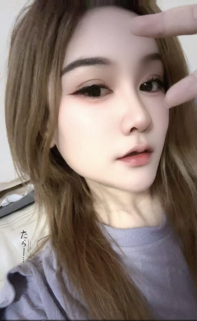 海珠靓丽美妞小如