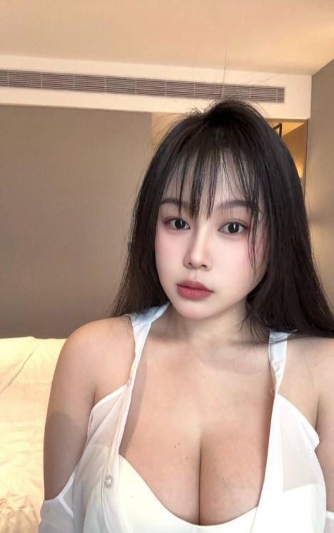 东莞南城验证丰满白皙小坦钥钥