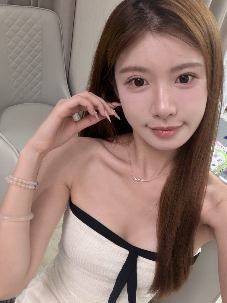 万胜围地铁站附近女友感湘妃老师