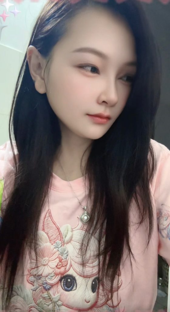 深圳福田的身材丰满看起很骚，洗做口活