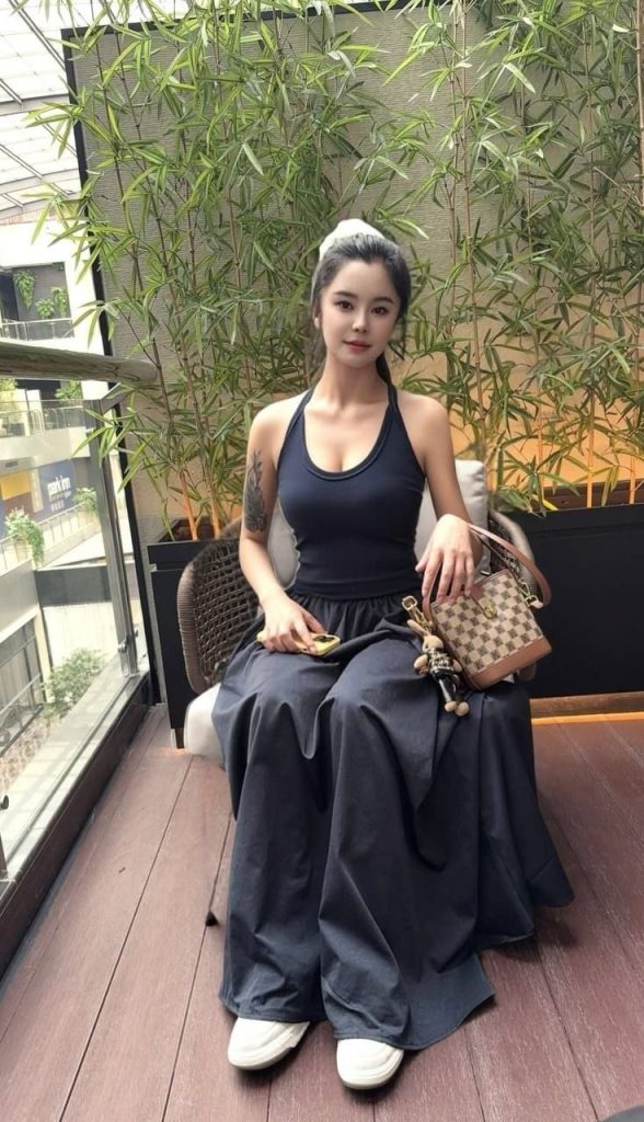 东莞南城约会蜜桃臀美少妇若兰