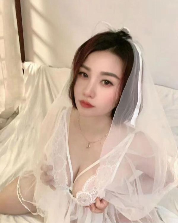 深圳体验宝安中心医院旁边小区小爱